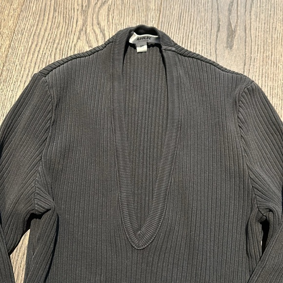 Tavi deep V bodysuit worn once. Excellent condition - Picture 2 of 3